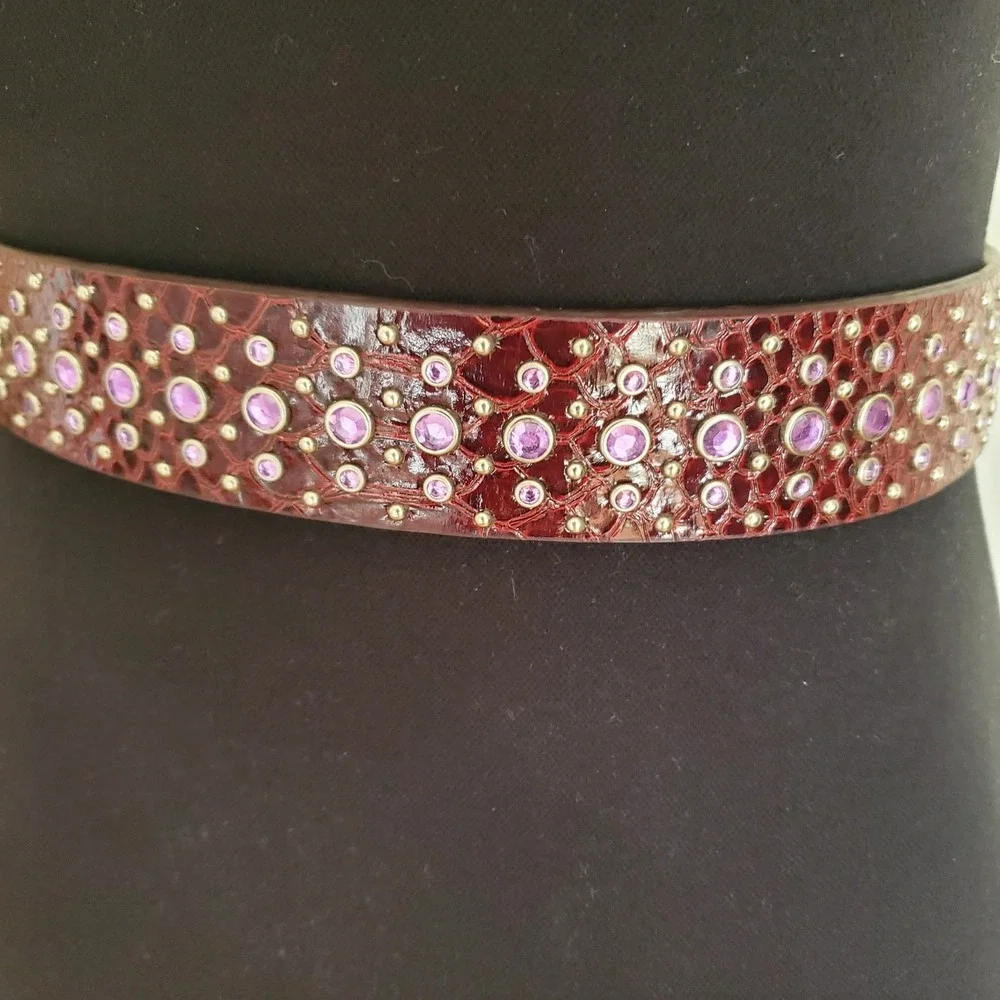 Ariat Burgundy Leather Belt 28 Lavender Crystal Reptile Print Silver Tone Buckle